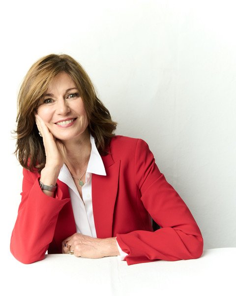 Theresa Miller_headshot_2